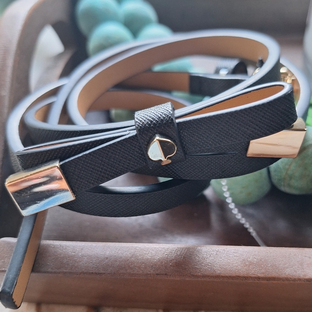 NWT Kate Spade black textured leather shoestring thin bow belt L